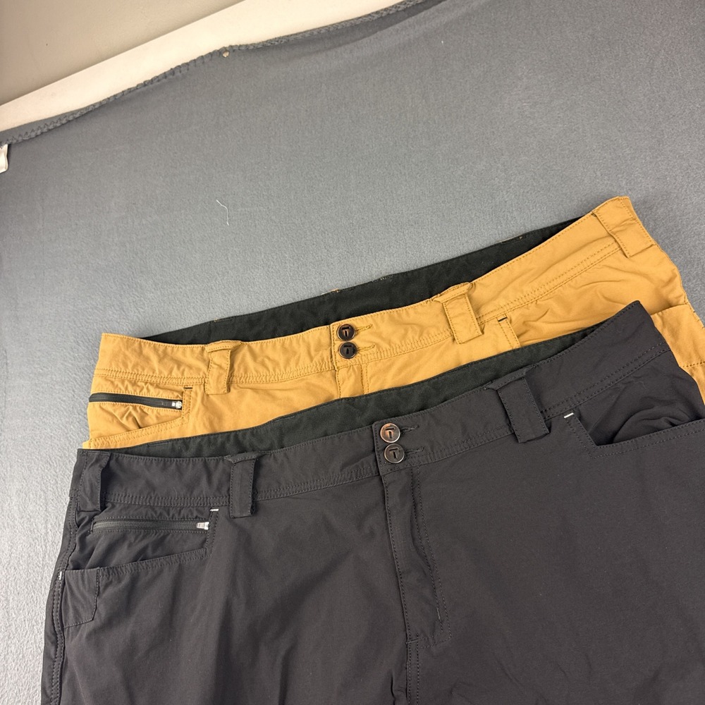 Truewerk T1 Werkshort Men's 44L Brown Black Cargo Utility Work Shorts Lot of 2